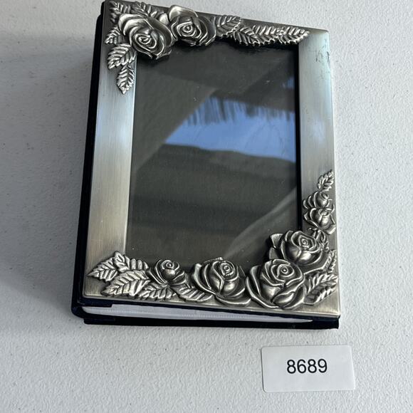 Vintage Royal Limited Silver Rose Photo Album Holds 5x7 Photos - Picture 16 of 16